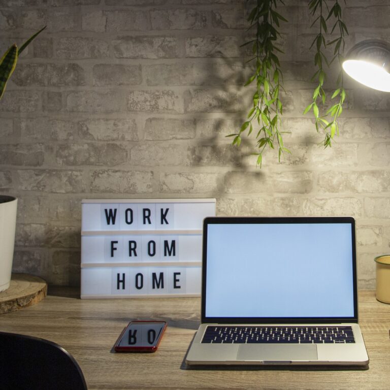 Télétravail télétravail, ordinateur, maison