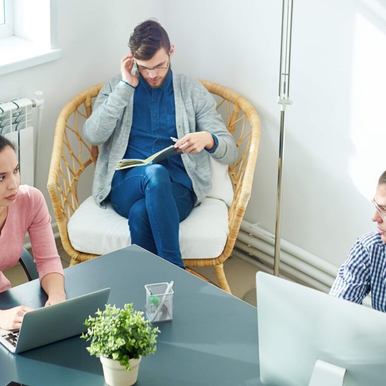 startuppers-elaborating-business-plan-2025-03-08-15-13-02-utc